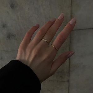 Meet your Posher, Ava